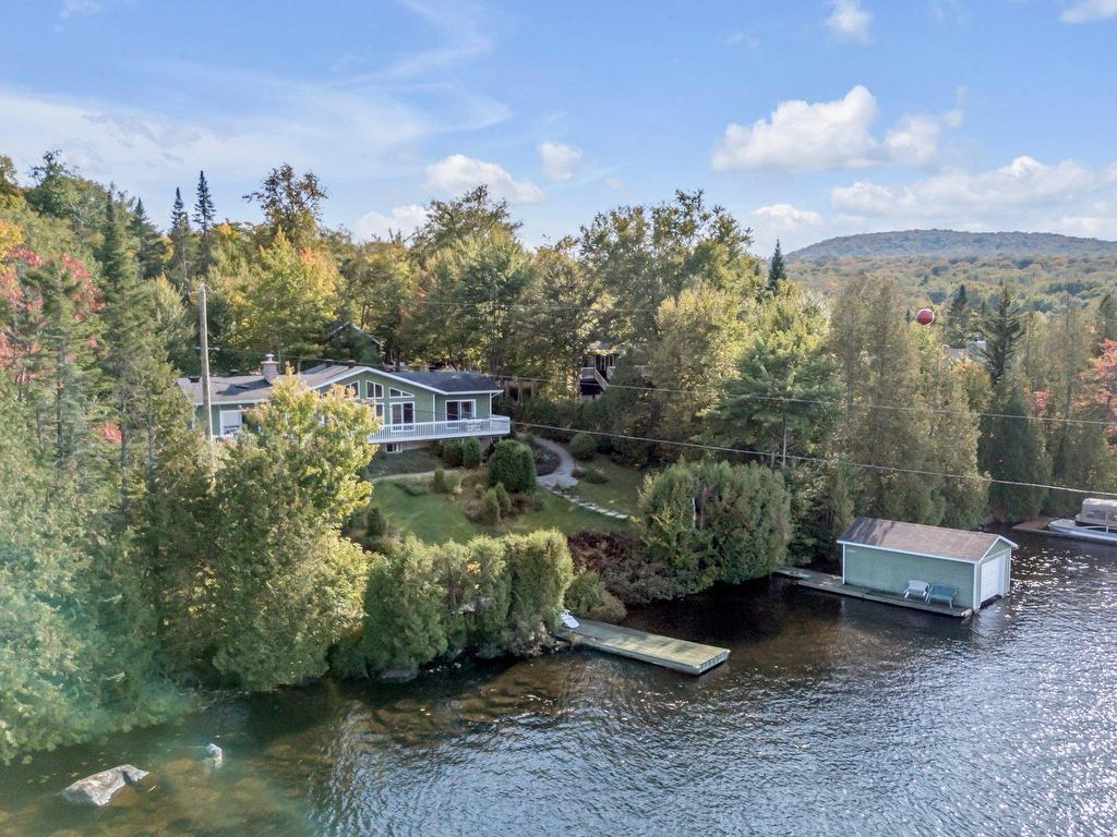 









4339


Rue de la Fourmi

,
Saint-Raymond,




QC
G3L4Y9

