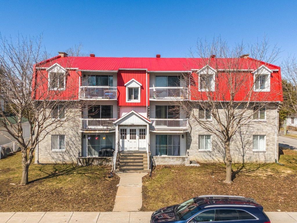 









1705


Av. Barbe

, 1,
Laval (Chomedey),




QC
H7T1L9

