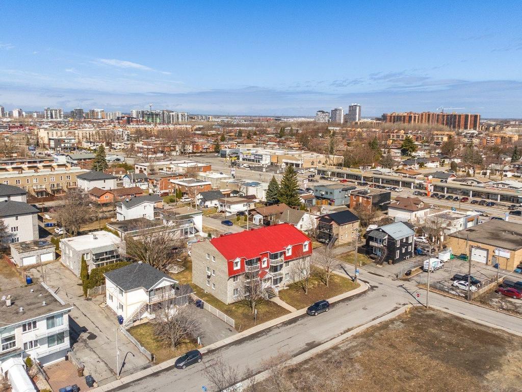 









1705


Av. Barbe

, 1,
Laval (Chomedey),




QC
H7T1L9

