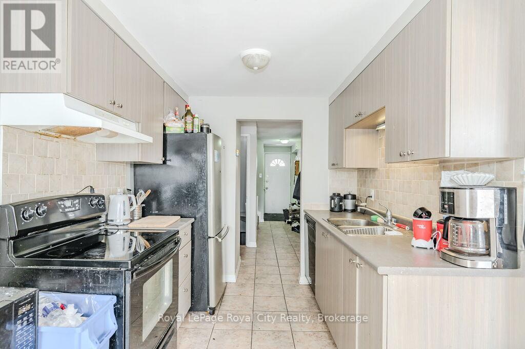 












146 IRONWOOD ROAD

,
Guelph (Kortright West),




Ontario
N1G3R4


