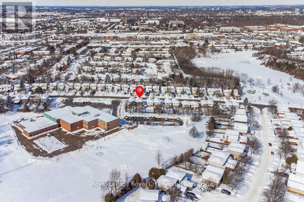












146 IRONWOOD ROAD

,
Guelph (Kortright West),




Ontario
N1G3R4


