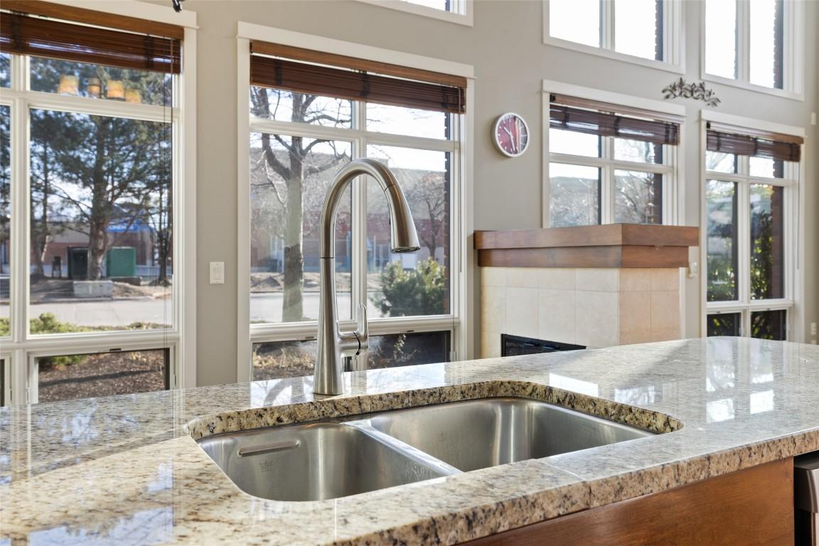 









2142


Vasile

Road, 103,
Kelowna,




BC
V1Y 6H5

