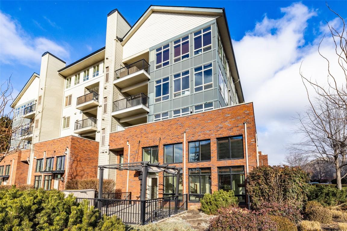 









2142


Vasile

Road, 103,
Kelowna,




BC
V1Y 6H5

