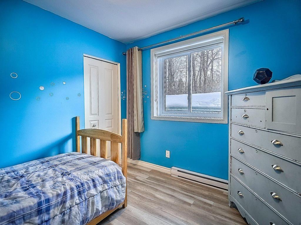 









34


Ch. du Haut-Bois

,
Val-des-Monts,




QC
J8N0C9

