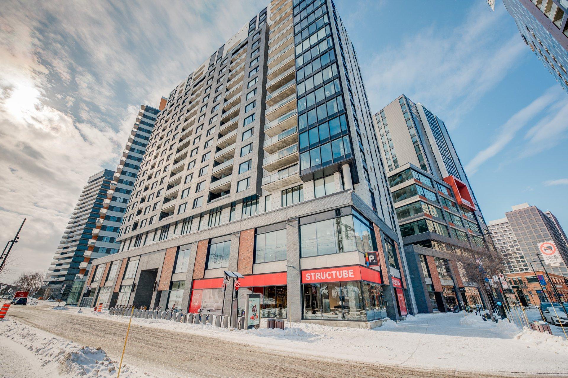 









1085


Rue Smith

, 401,
Montréal (Le Sud-Ouest),




QC
H3C0L9

