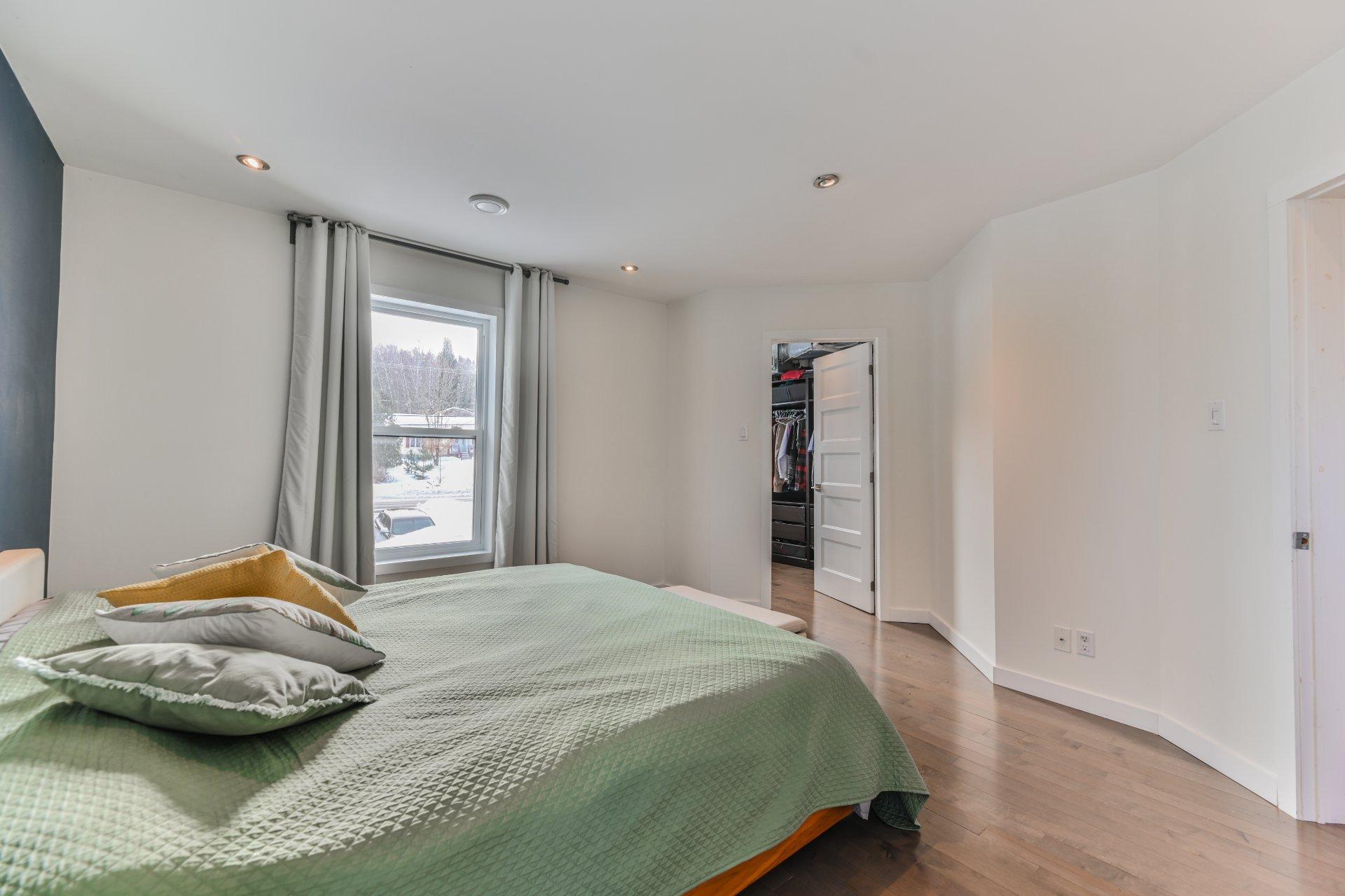 









1426


Rue Shefford

,
Bromont,




QC
J2L1E1

