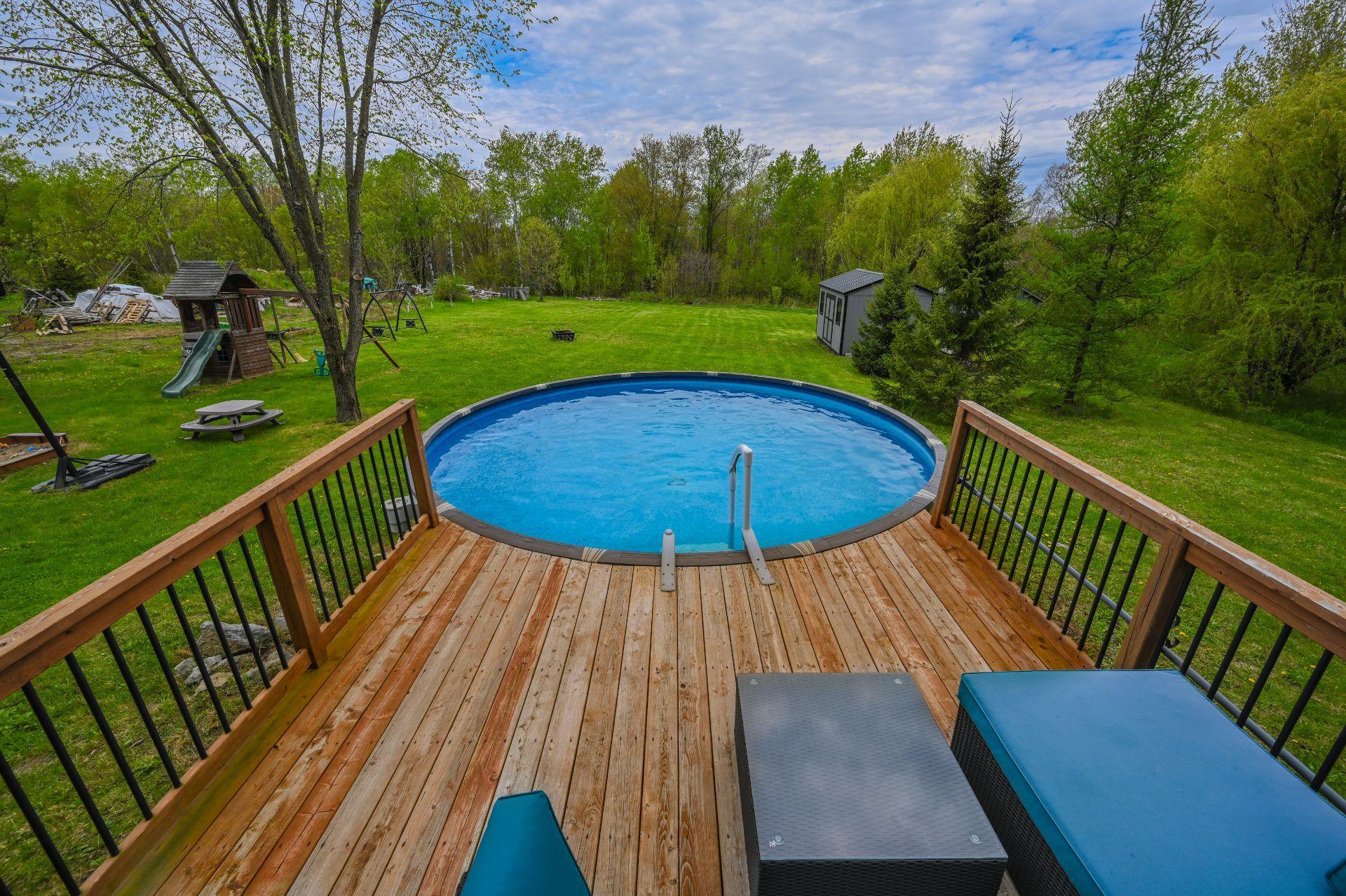 









1426


Rue Shefford

,
Bromont,




QC
J2L1E1

