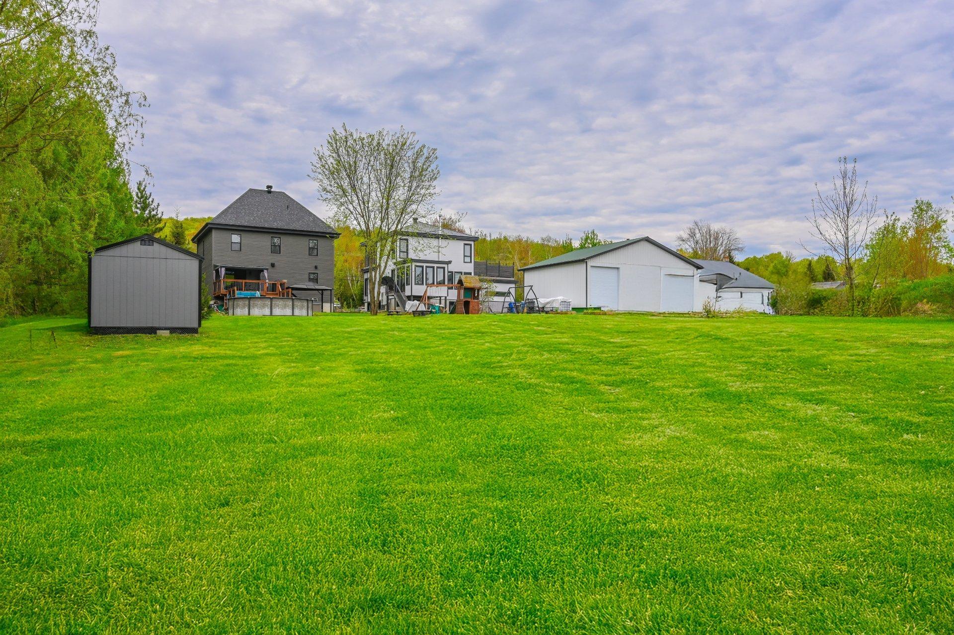 









1426


Rue Shefford

,
Bromont,




QC
J2L1E1

