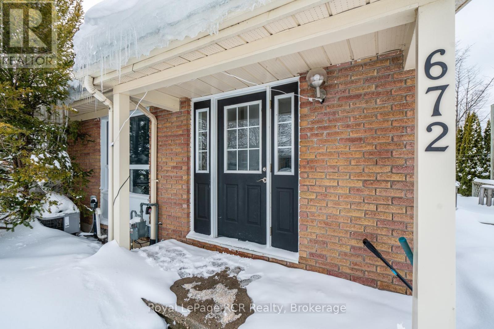 












672 KENNARD CRESCENT

,
Kincardine,




Ontario
N2Z1T4

