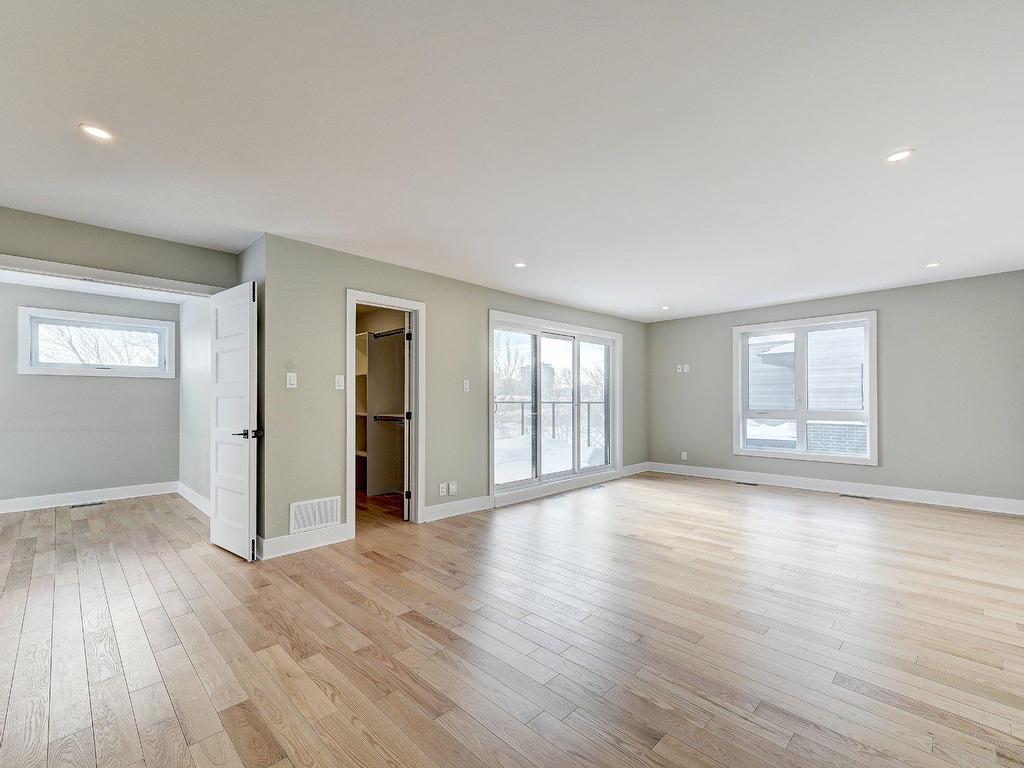 









2895Z


Rue Colbeck

,
Brossard,




QC
J4Z0S6

