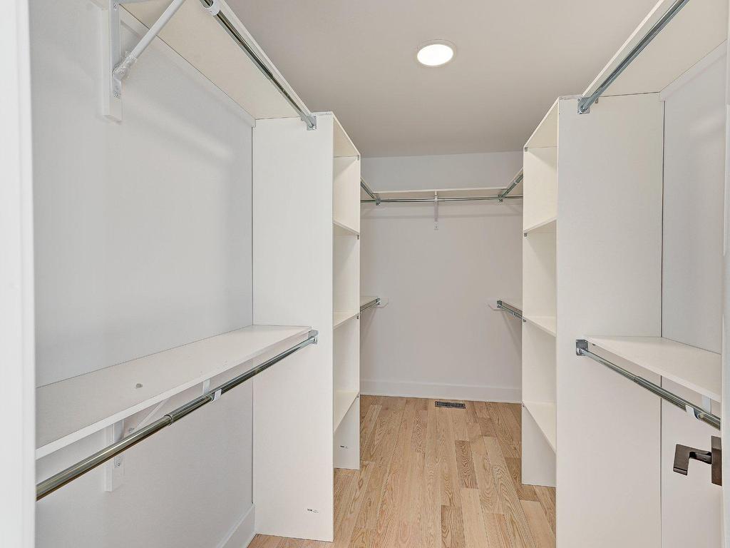 









2895Z


Rue Colbeck

,
Brossard,




QC
J4Z0S6

