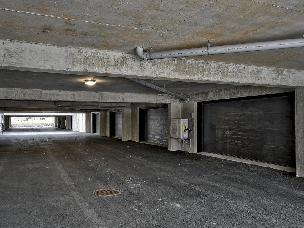 









2895Z


Rue Colbeck

,
Brossard,




QC
J4Z0S6

