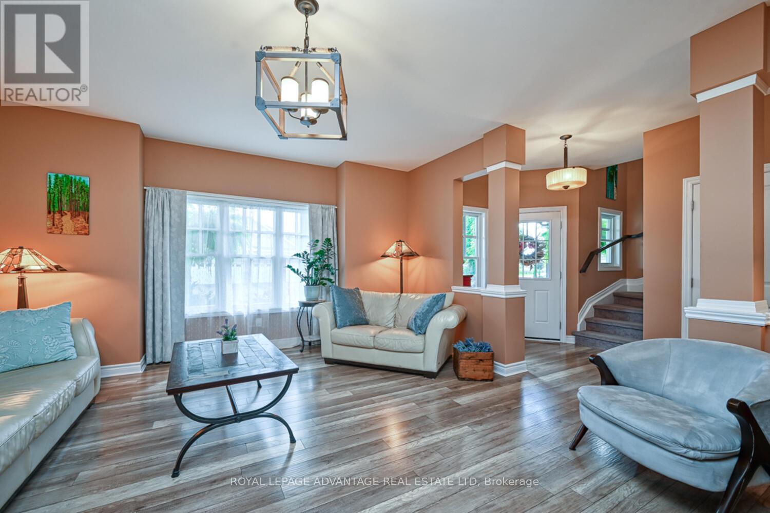












119 SOPHIE LANE

,
Merrickville-Wolford,




Ontario
K0G1N0

