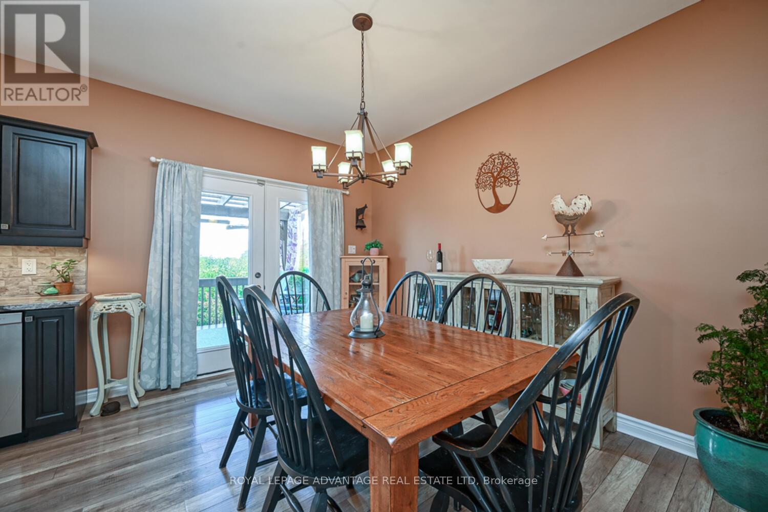 












119 SOPHIE LANE

,
Merrickville-Wolford,




Ontario
K0G1N0

