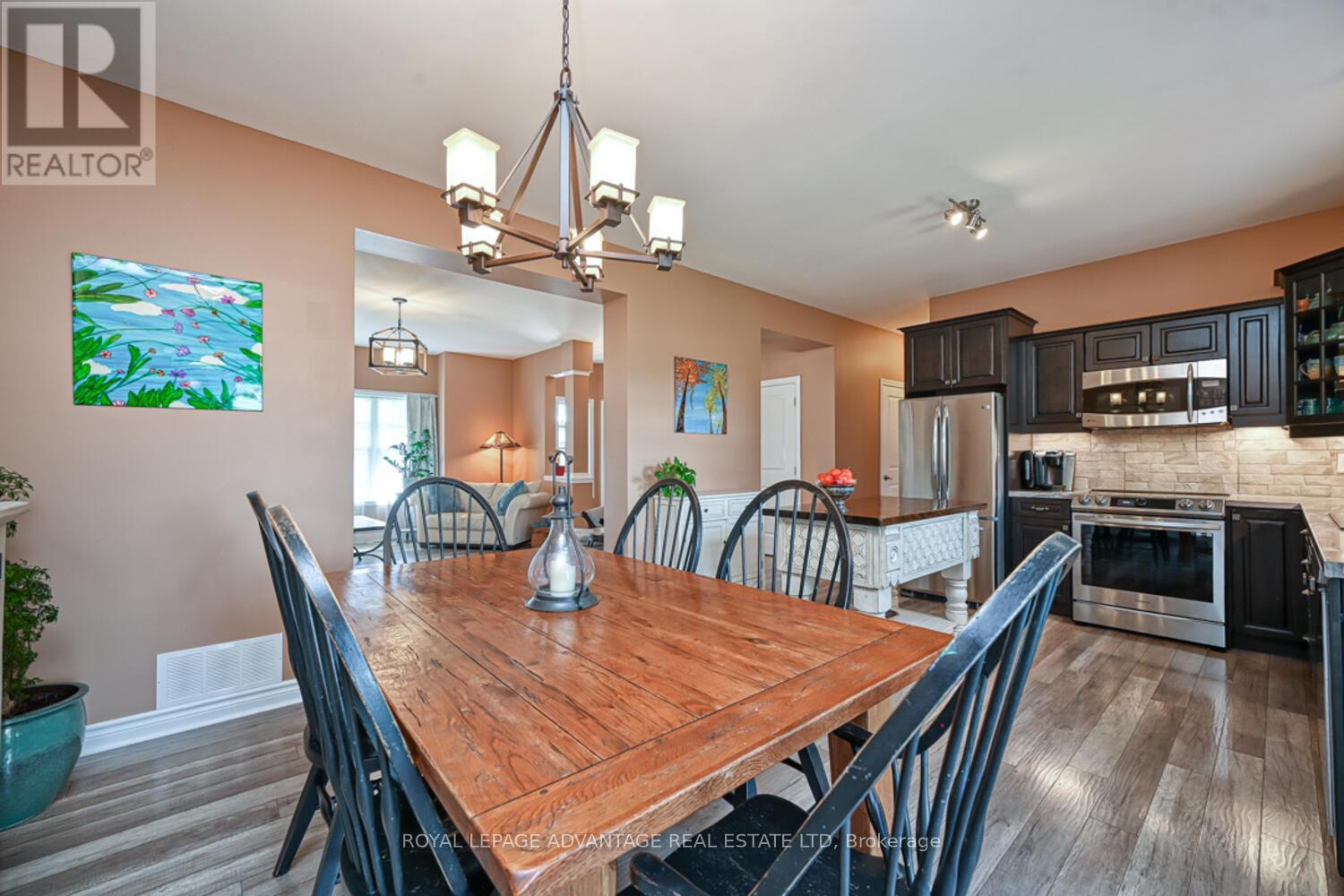 












119 SOPHIE LANE

,
Merrickville-Wolford,




Ontario
K0G1N0

