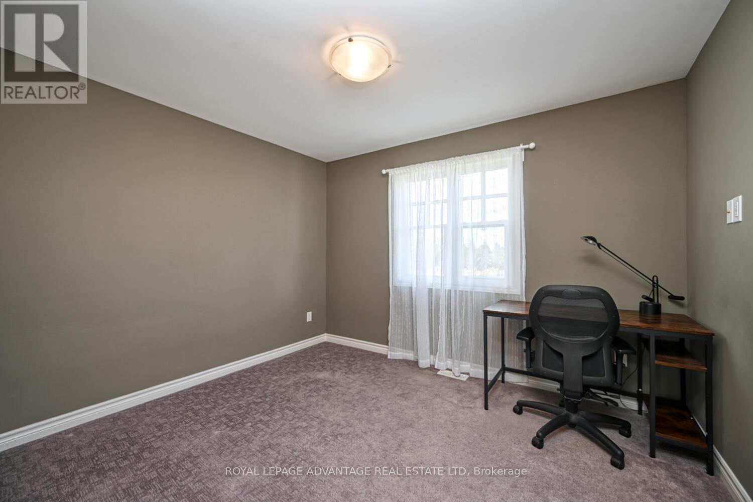 












119 SOPHIE LANE

,
Merrickville-Wolford,




Ontario
K0G1N0

