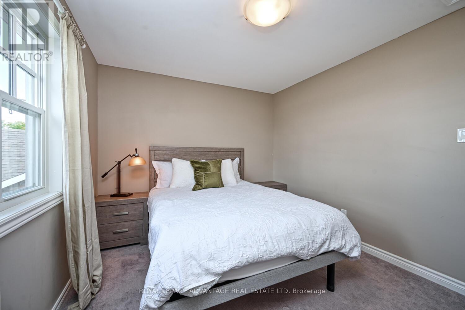 












119 SOPHIE LANE

,
Merrickville-Wolford,




Ontario
K0G1N0

