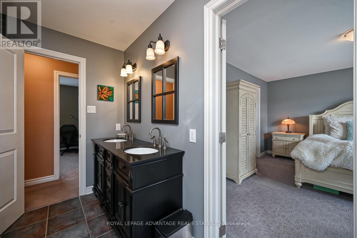 












119 SOPHIE LANE

,
Merrickville-Wolford,




Ontario
K0G1N0

