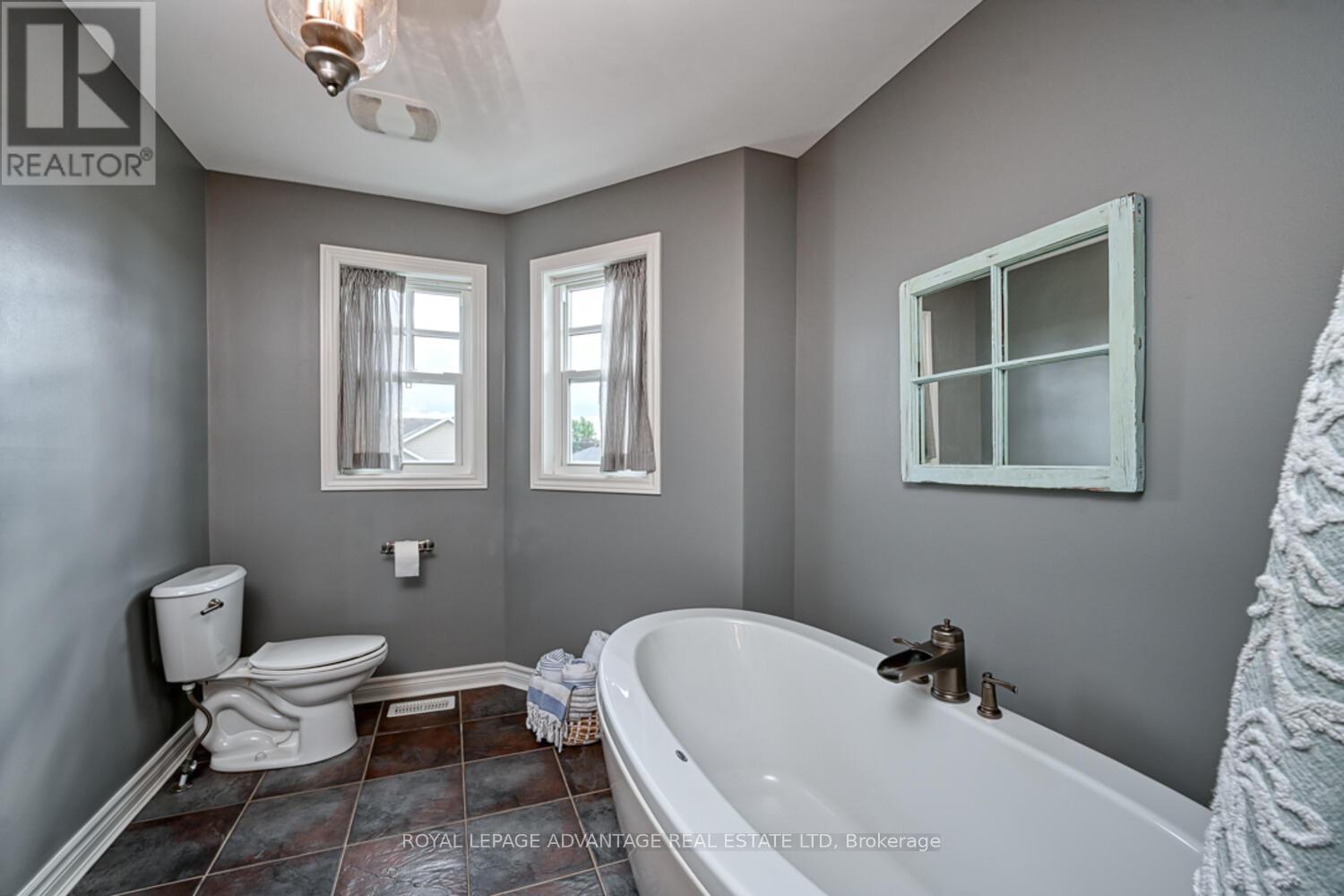 












119 SOPHIE LANE

,
Merrickville-Wolford,




Ontario
K0G1N0

