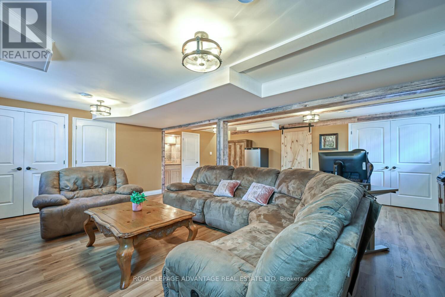 












119 SOPHIE LANE

,
Merrickville-Wolford,




Ontario
K0G1N0

