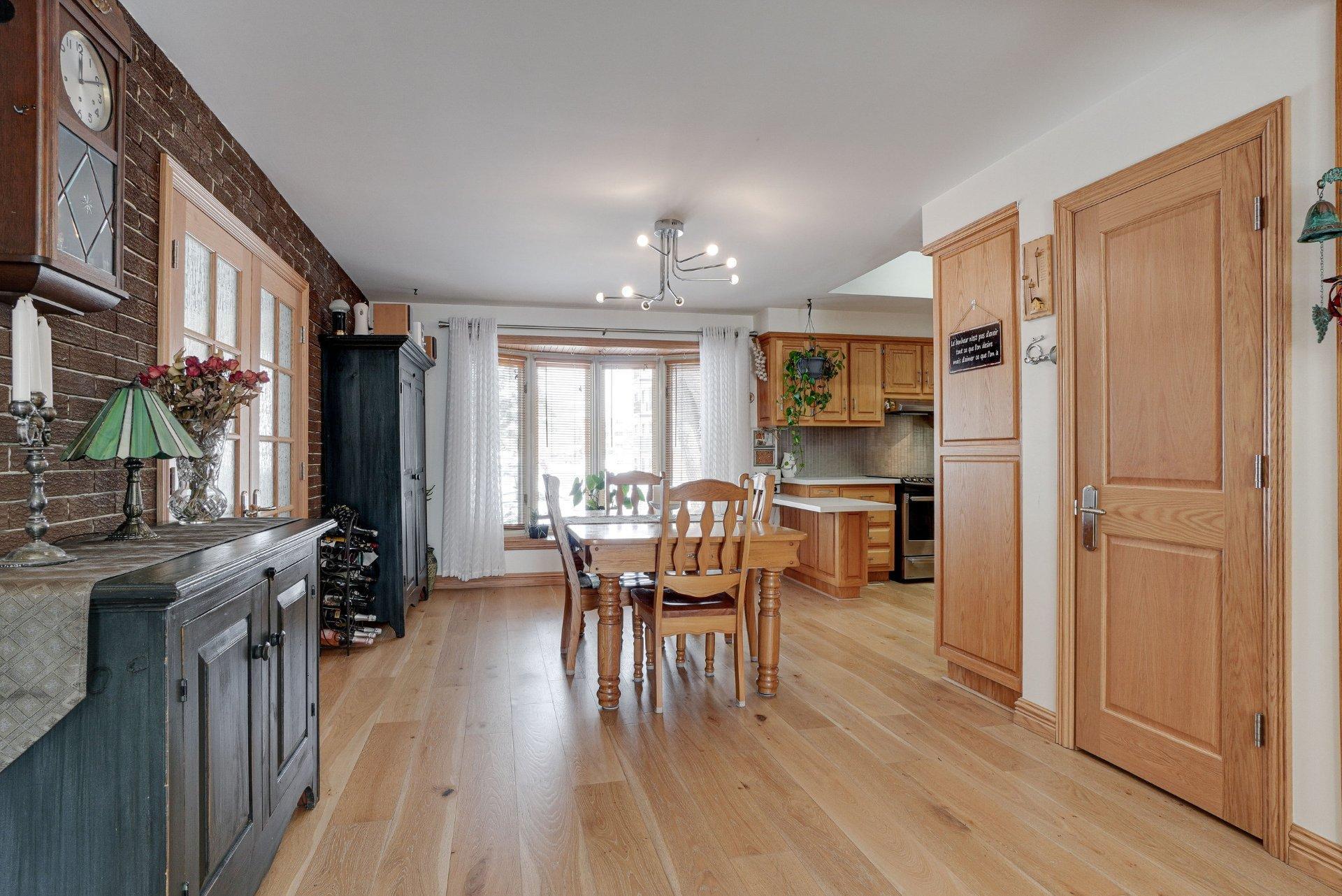 









6


Rue Bonaventure

,
Repentigny (Repentigny),




QC
J6A3N4

