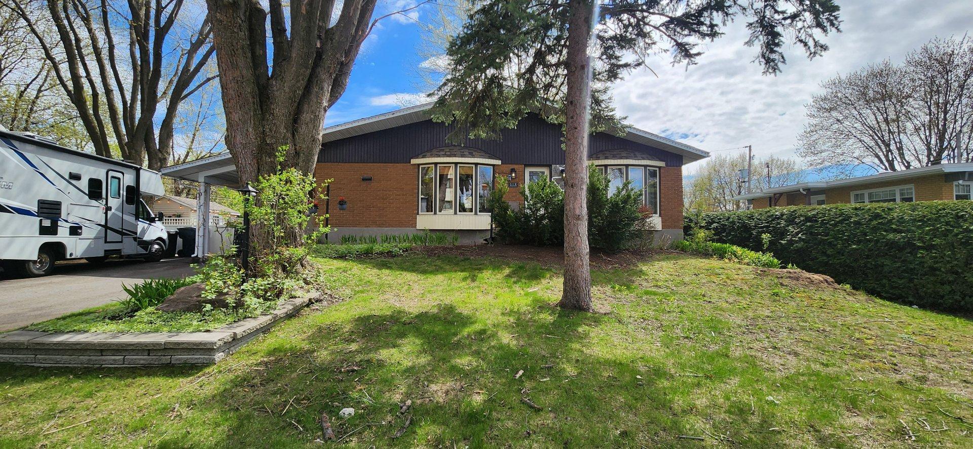 









6


Rue Bonaventure

,
Repentigny (Repentigny),




QC
J6A3N4

