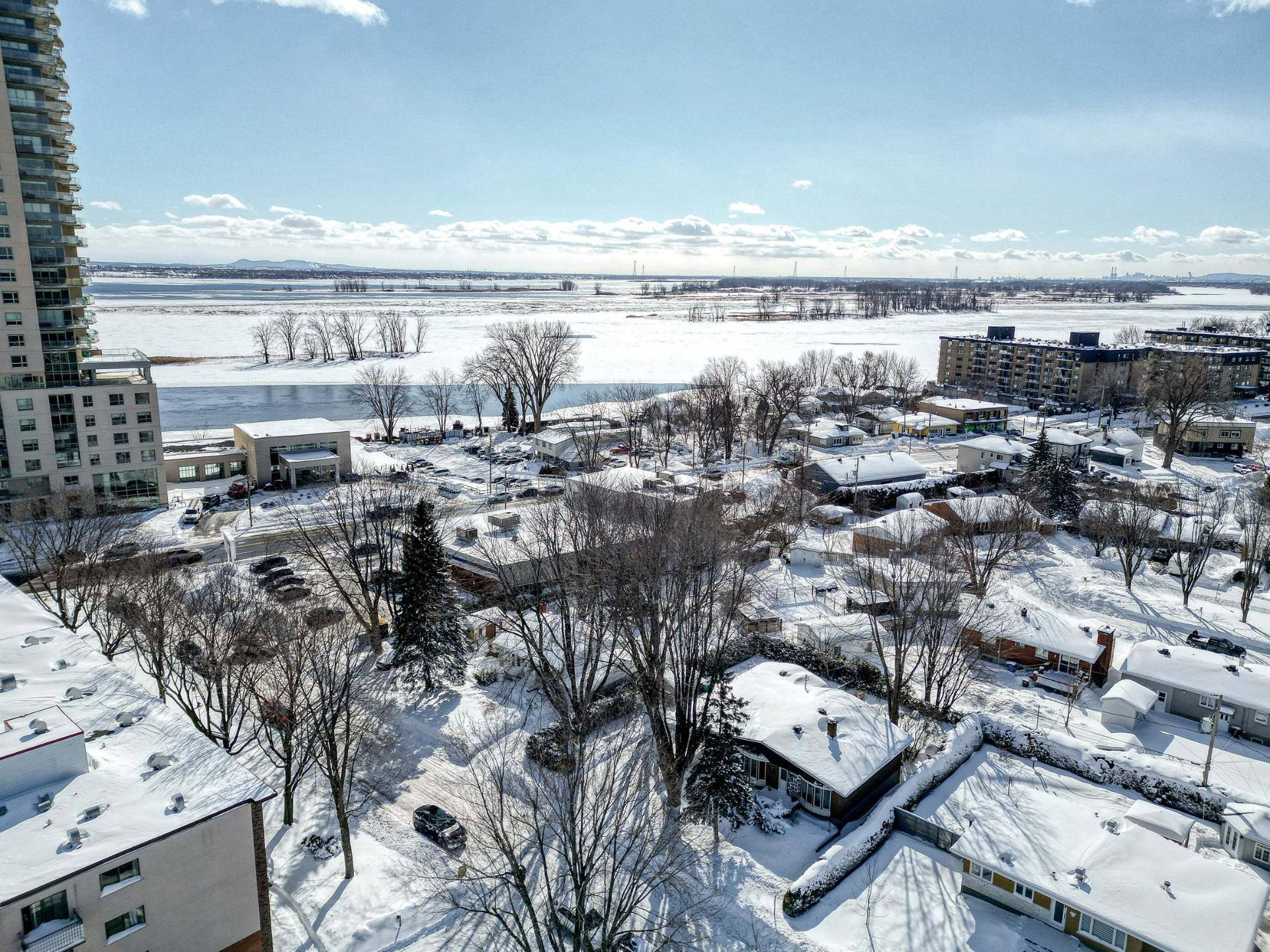 









6


Rue Bonaventure

,
Repentigny (Repentigny),




QC
J6A3N4


