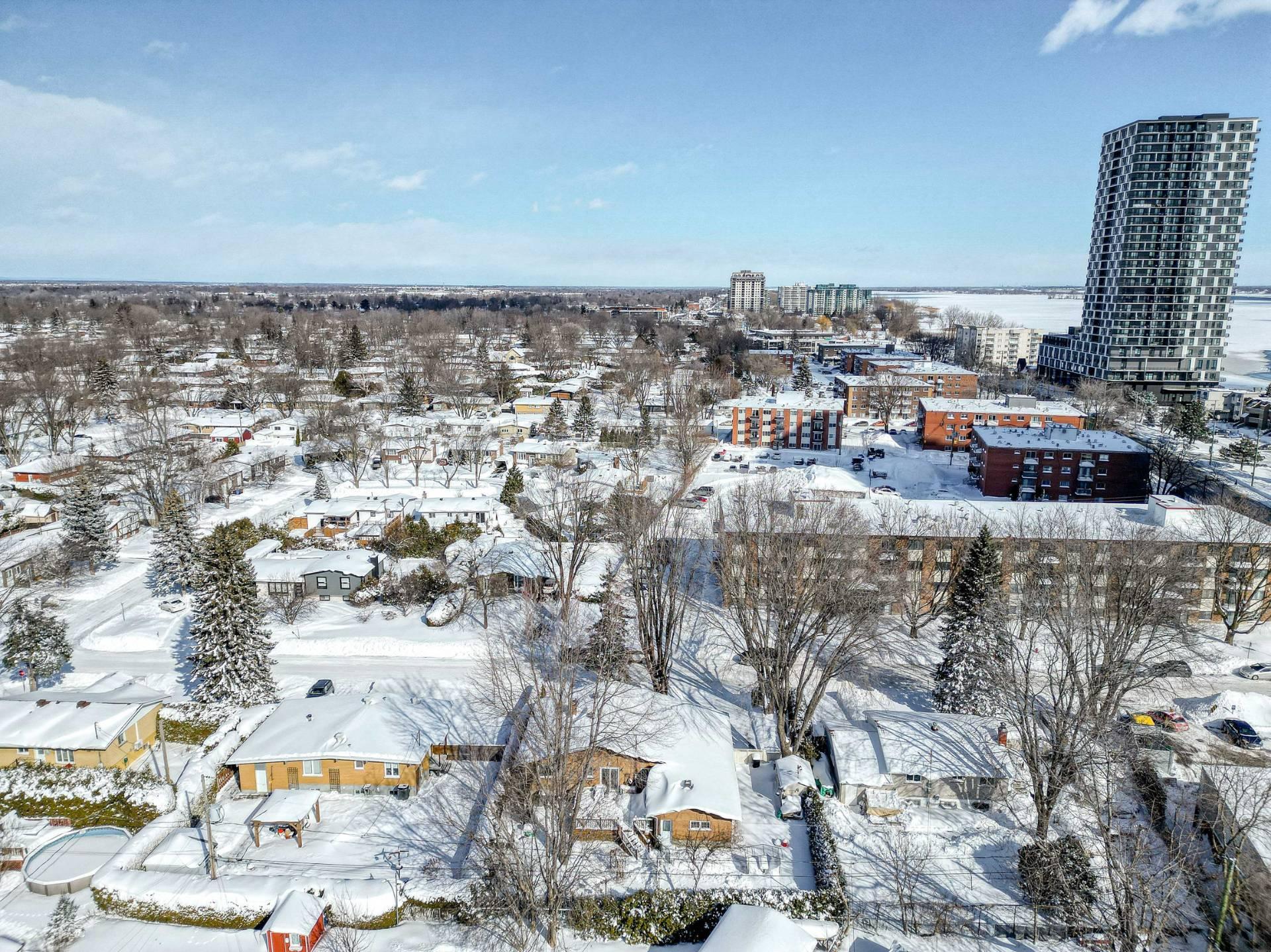 









6


Rue Bonaventure

,
Repentigny (Repentigny),




QC
J6A3N4

