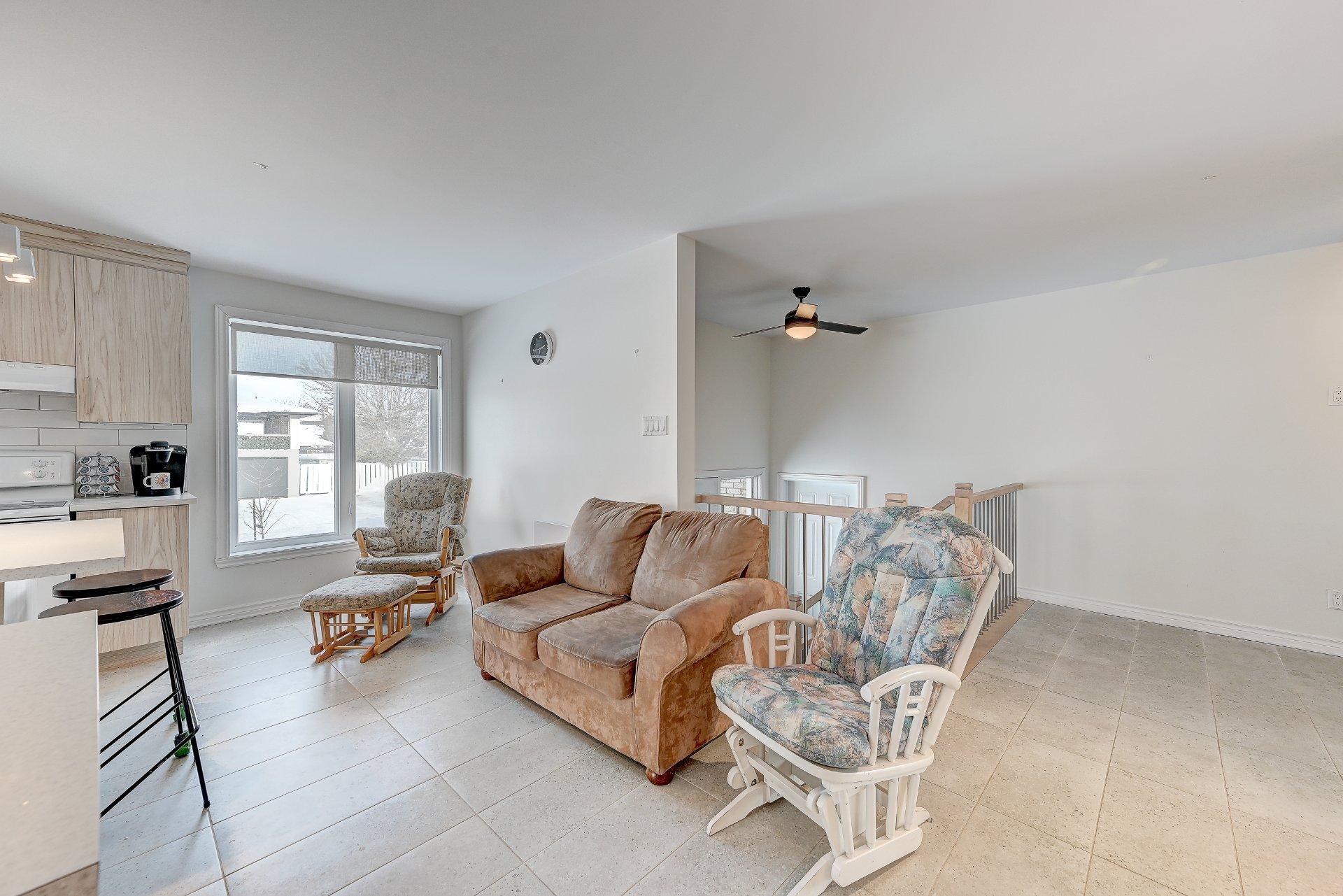 









45


Rue du Collège

,
Delson,




QC
J5B2B6

