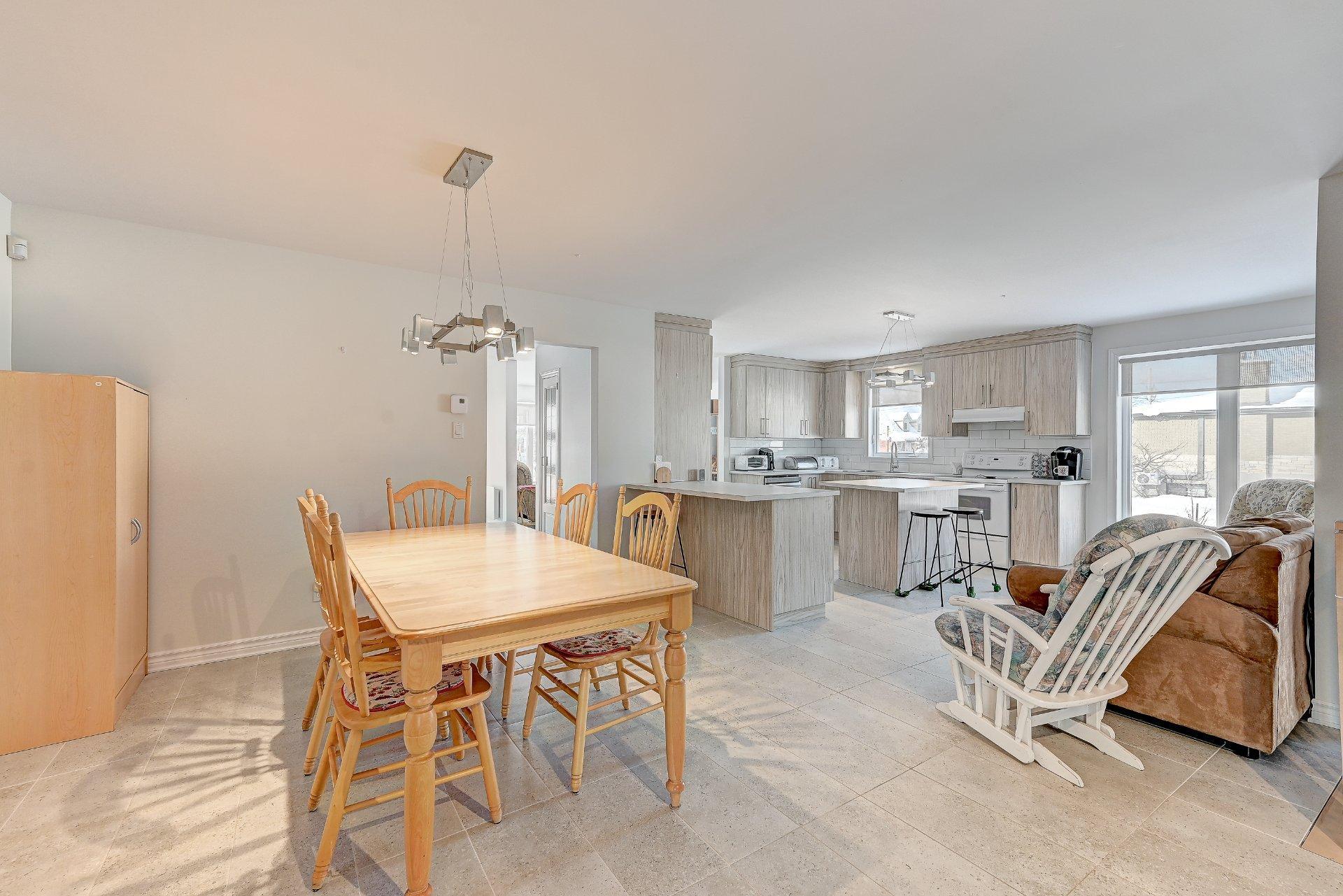 









45


Rue du Collège

,
Delson,




QC
J5B2B6

