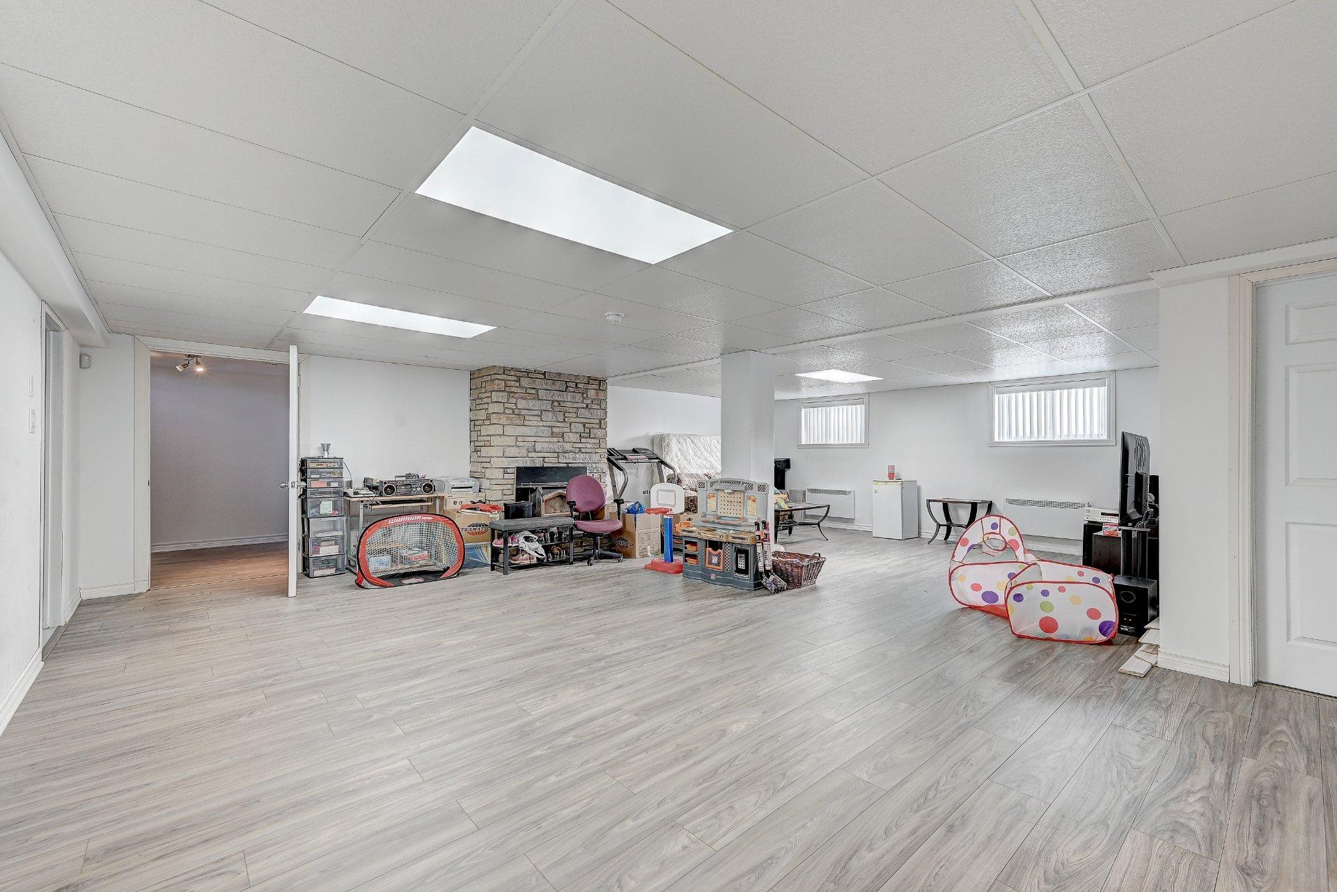 









45


Rue du Collège

,
Delson,




QC
J5B2B6

