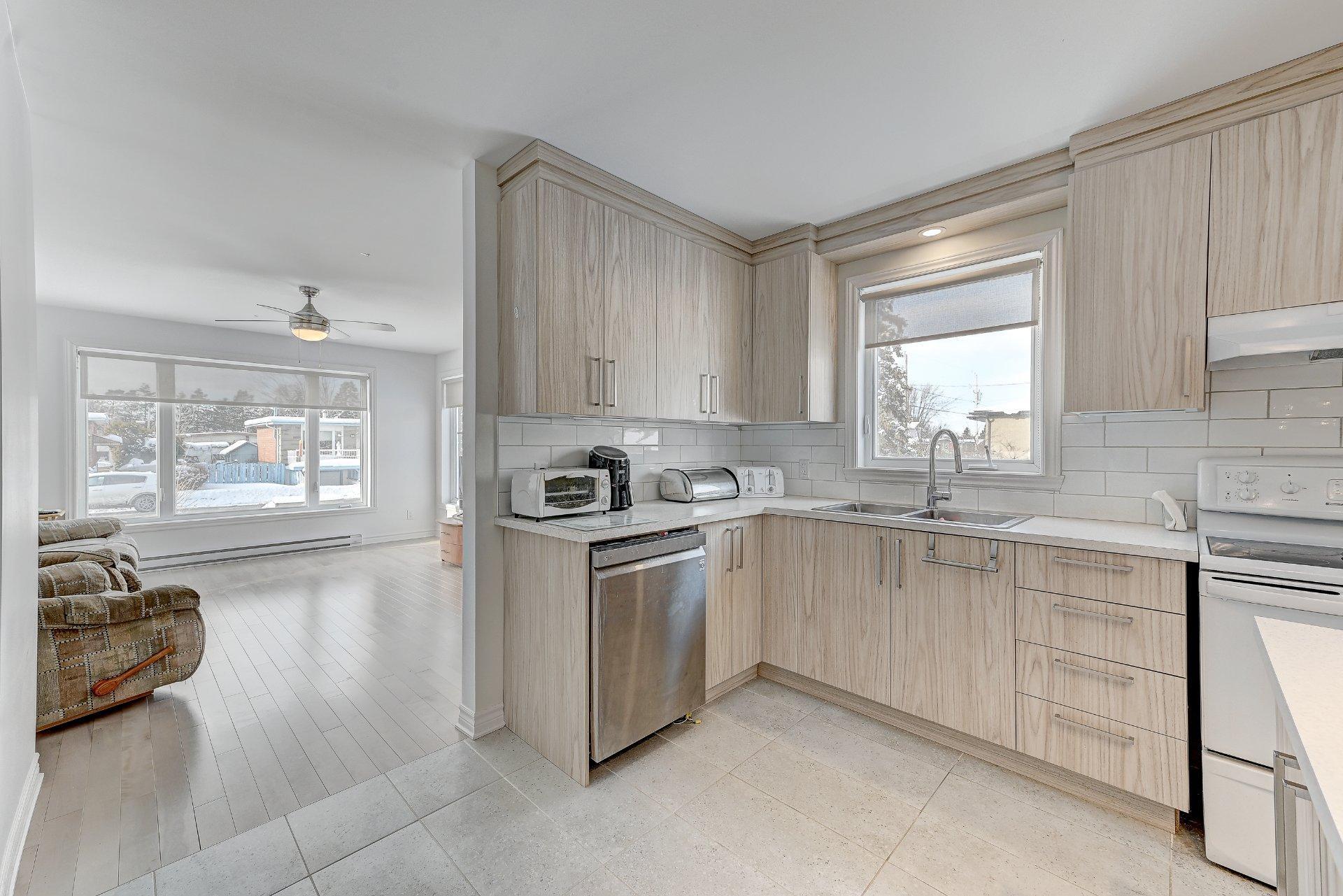 









45


Rue du Collège

,
Delson,




QC
J5B2B6


