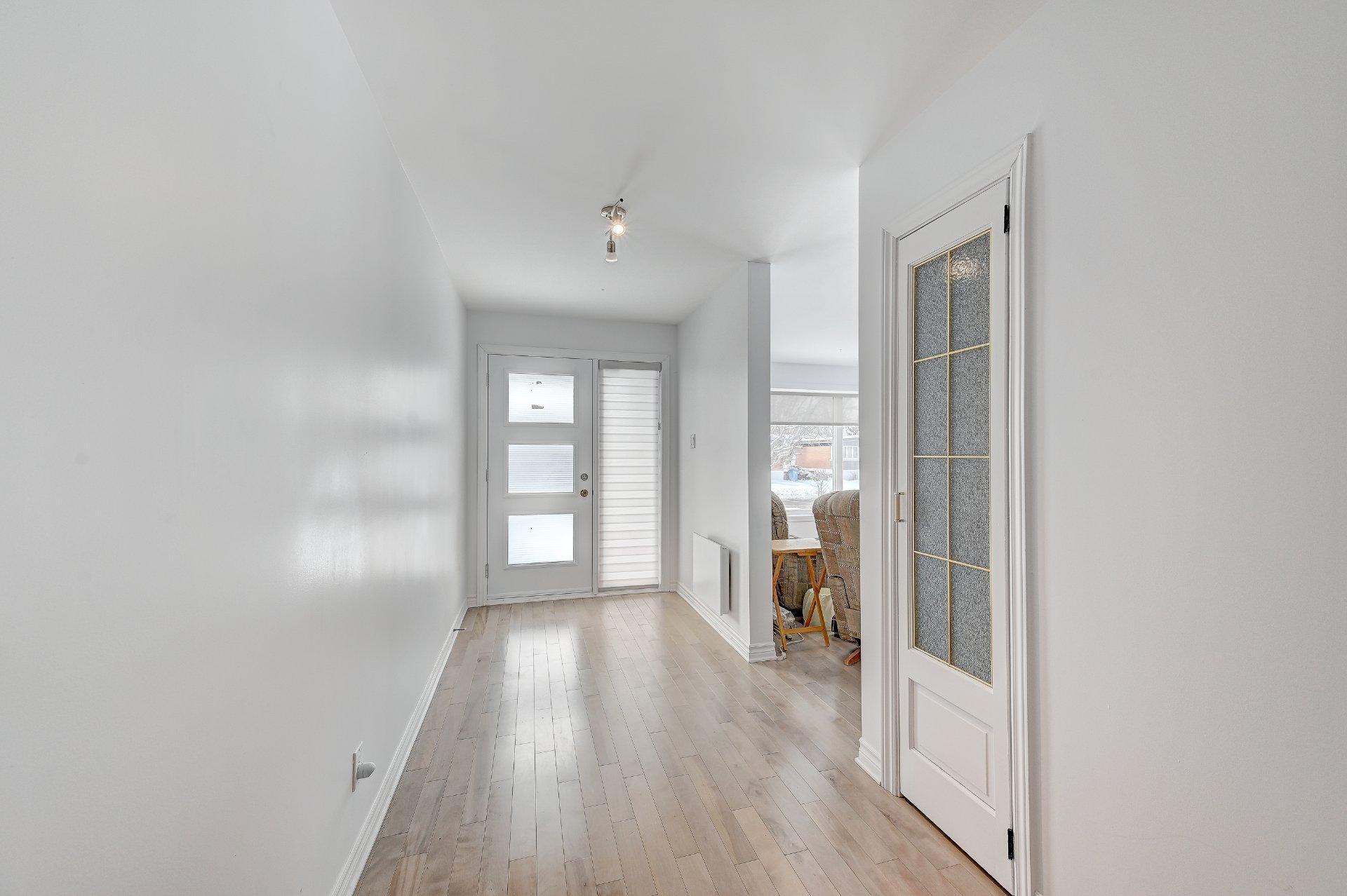 









45


Rue du Collège

,
Delson,




QC
J5B2B6

