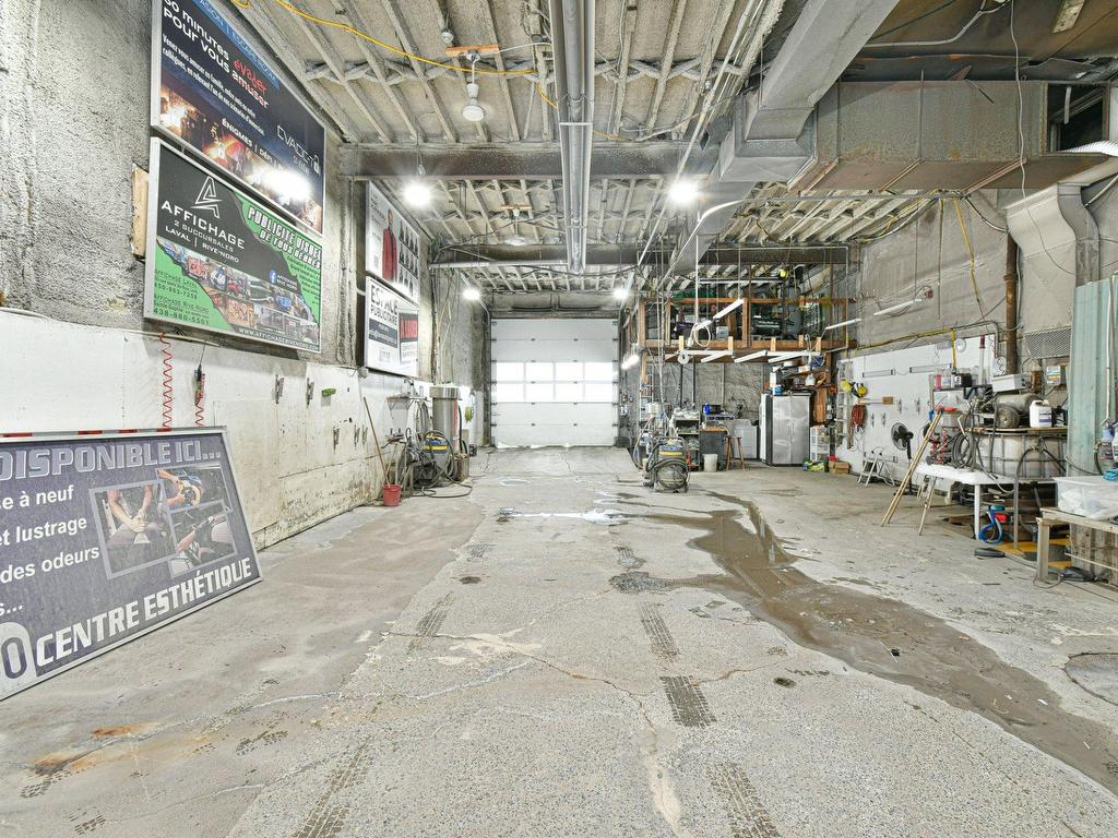 









2214


Boul. du Curé-Labelle

,
Saint-Jérôme,




QC
J7Y1T5

