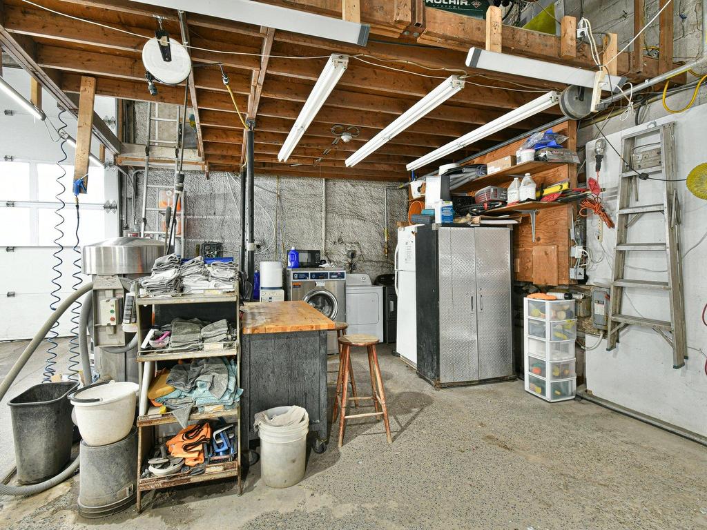 









2214


Boul. du Curé-Labelle

,
Saint-Jérôme,




QC
J7Y1T5

