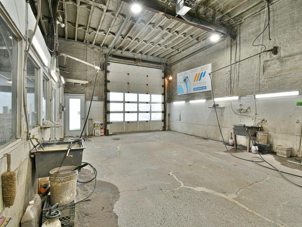 









2214


Boul. du Curé-Labelle

,
Saint-Jérôme,




QC
J7Y1T5

