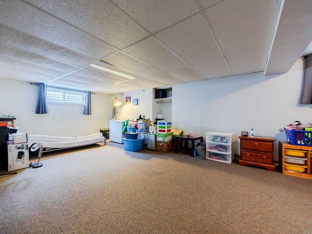 









940


Rue Rembrandt

,
Brossard,




QC
J4X2G1

