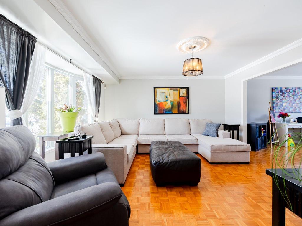 









940


Rue Rembrandt

,
Brossard,




QC
J4X2G1

