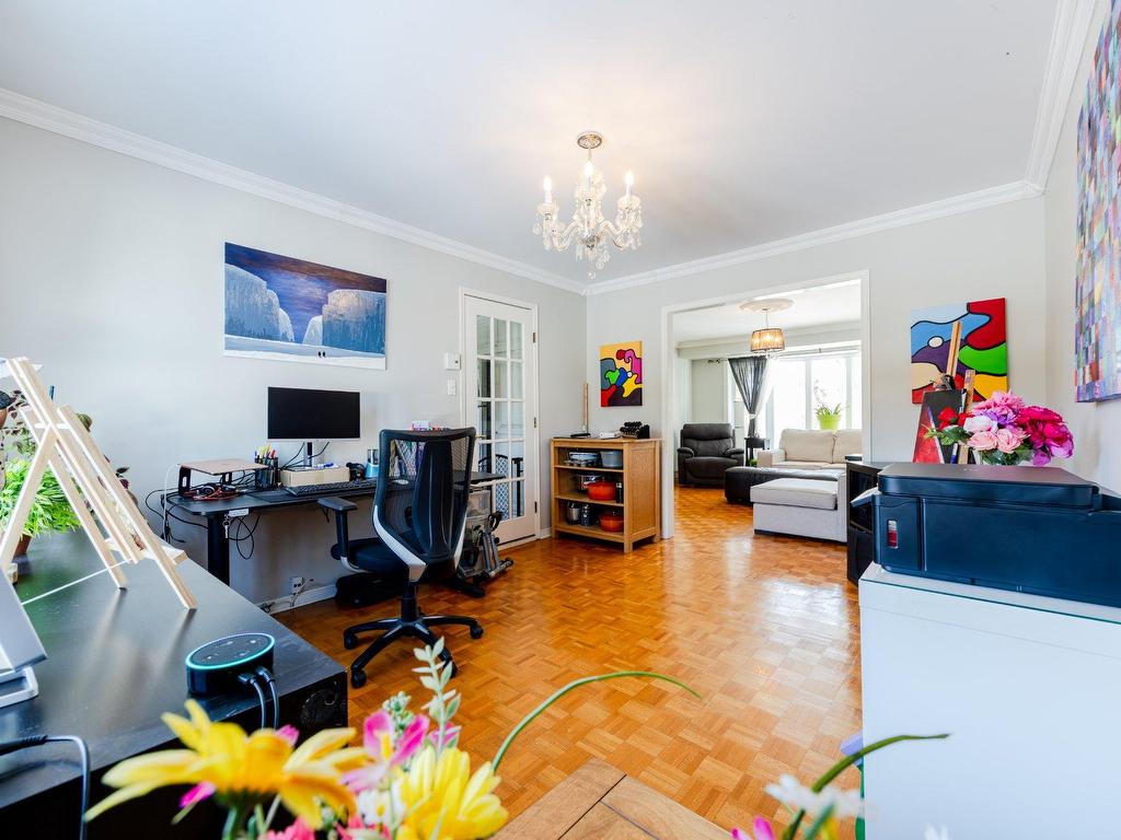 









940


Rue Rembrandt

,
Brossard,




QC
J4X2G1

