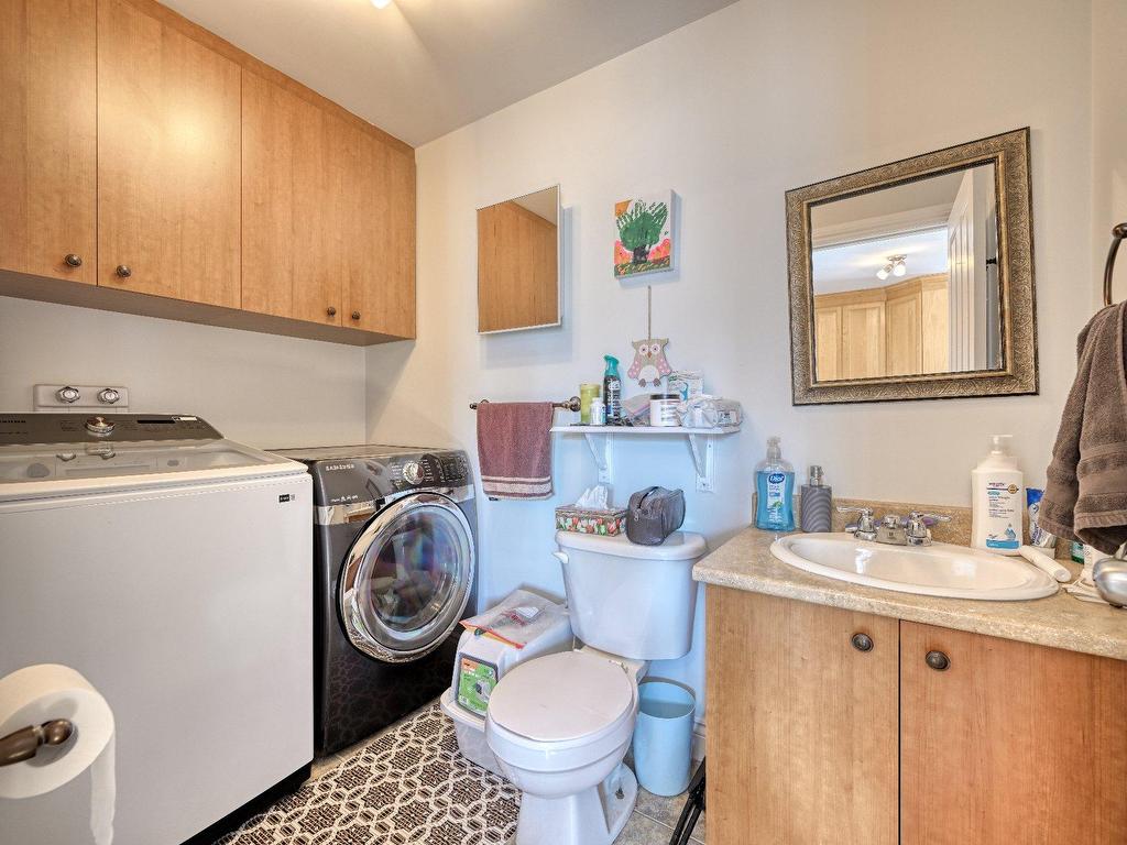 









2006

 - 2010


Rue Madame-Magnan

,
Deux-Montagnes,




QC
J7R1H8

