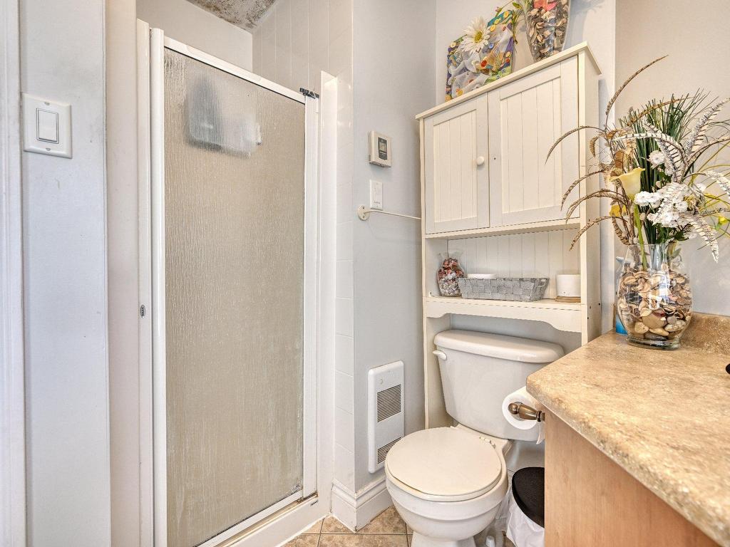 









2006

 - 2010


Rue Madame-Magnan

,
Deux-Montagnes,




QC
J7R1H8

