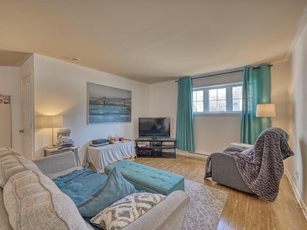 









2006

 - 2010


Rue Madame-Magnan

,
Deux-Montagnes,




QC
J7R1H8

