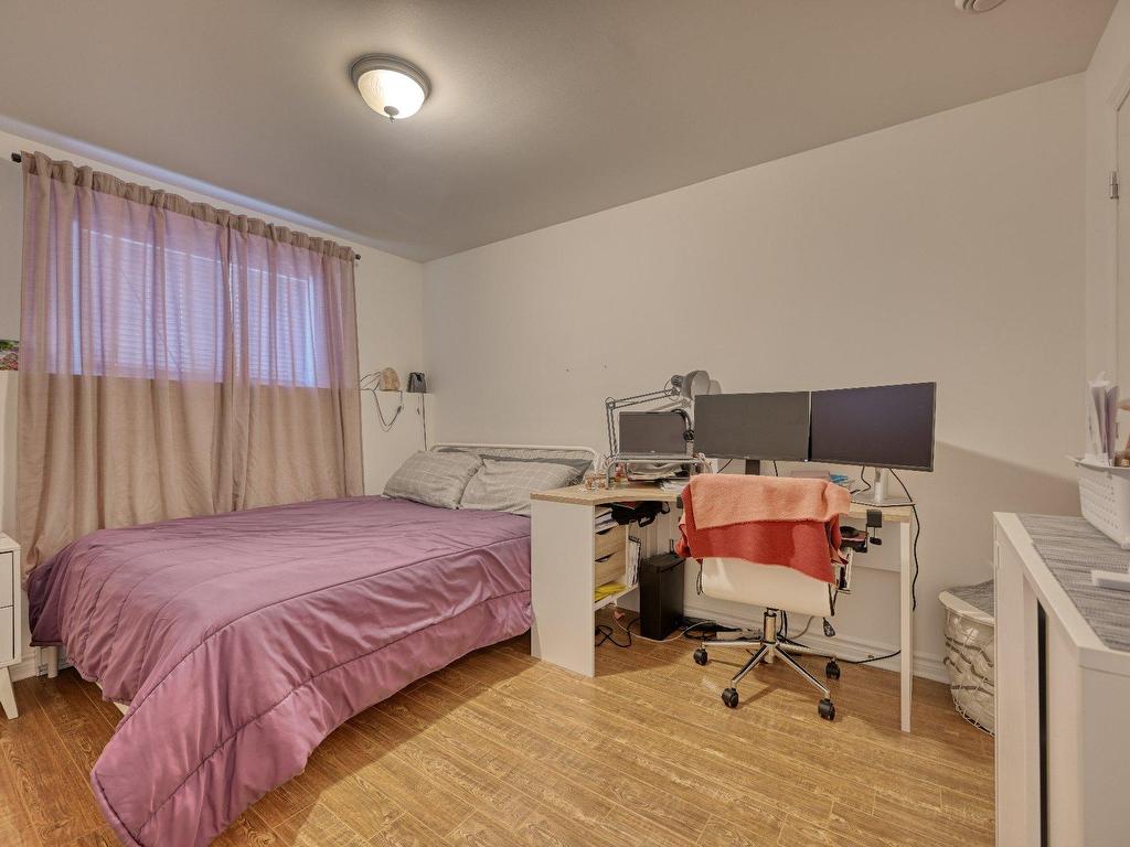 









2006

 - 2010


Rue Madame-Magnan

,
Deux-Montagnes,




QC
J7R1H8

