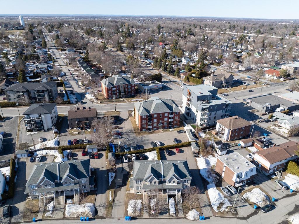 









2006

 - 2010


Rue Madame-Magnan

,
Deux-Montagnes,




QC
J7R1H8

