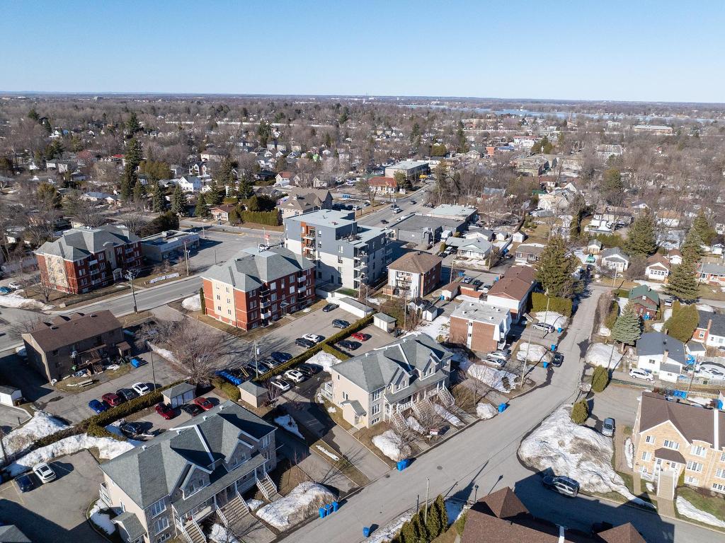 









2006

 - 2010


Rue Madame-Magnan

,
Deux-Montagnes,




QC
J7R1H8

