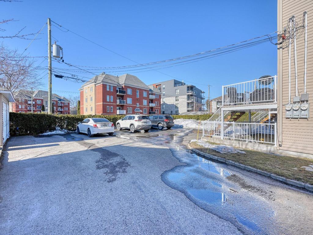 









2006

 - 2010


Rue Madame-Magnan

,
Deux-Montagnes,




QC
J7R1H8

