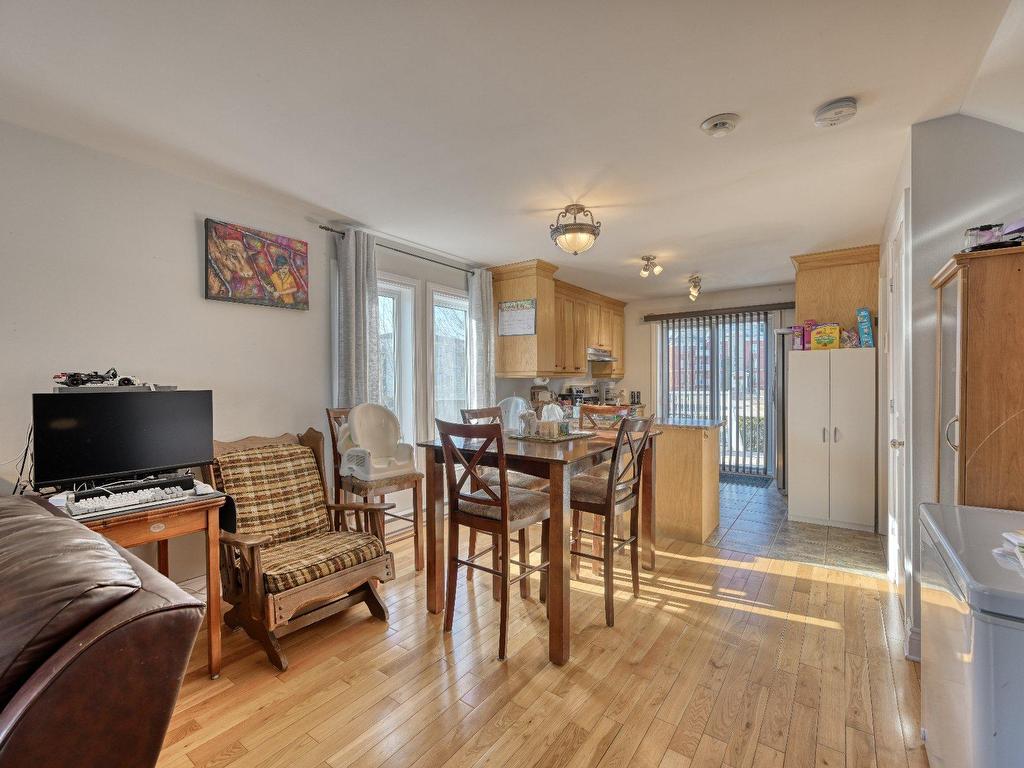 









2006

 - 2010


Rue Madame-Magnan

,
Deux-Montagnes,




QC
J7R1H8

