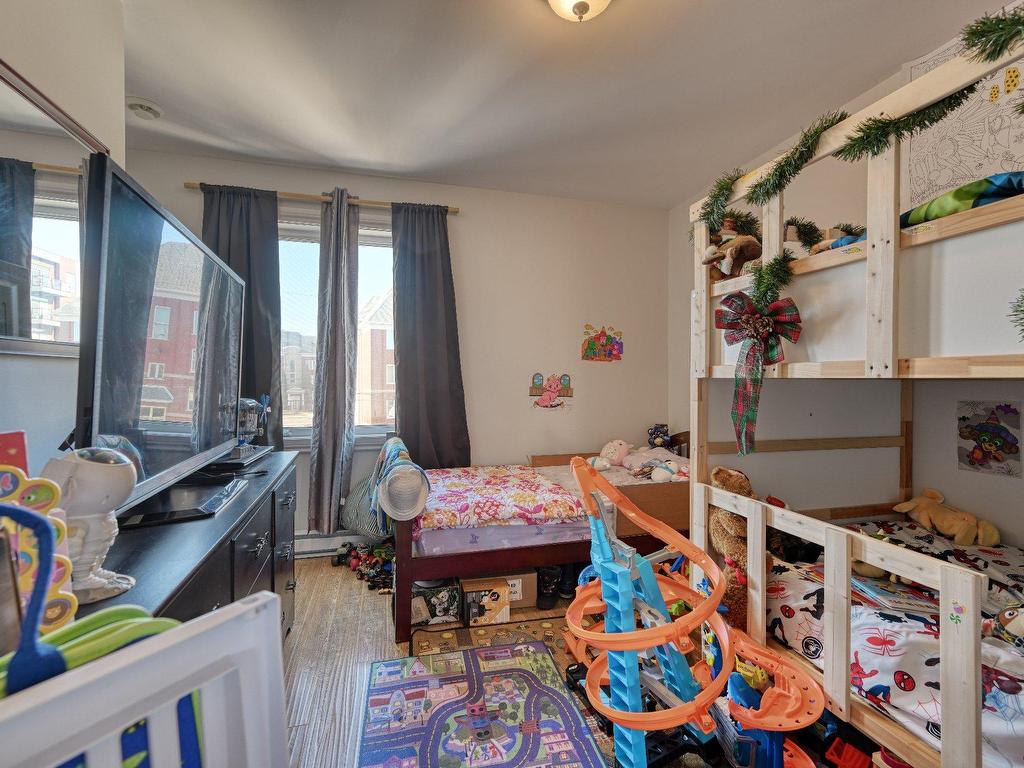 









2006

 - 2010


Rue Madame-Magnan

,
Deux-Montagnes,




QC
J7R1H8

