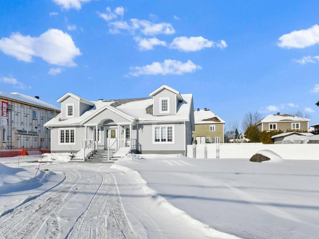 









3120


Rue Lareau

,
Carignan,




QC
J3L0J3

