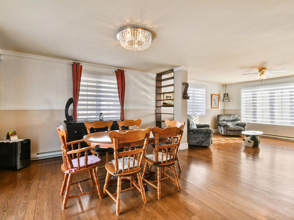 









3120


Rue Lareau

,
Carignan,




QC
J3L0J3

